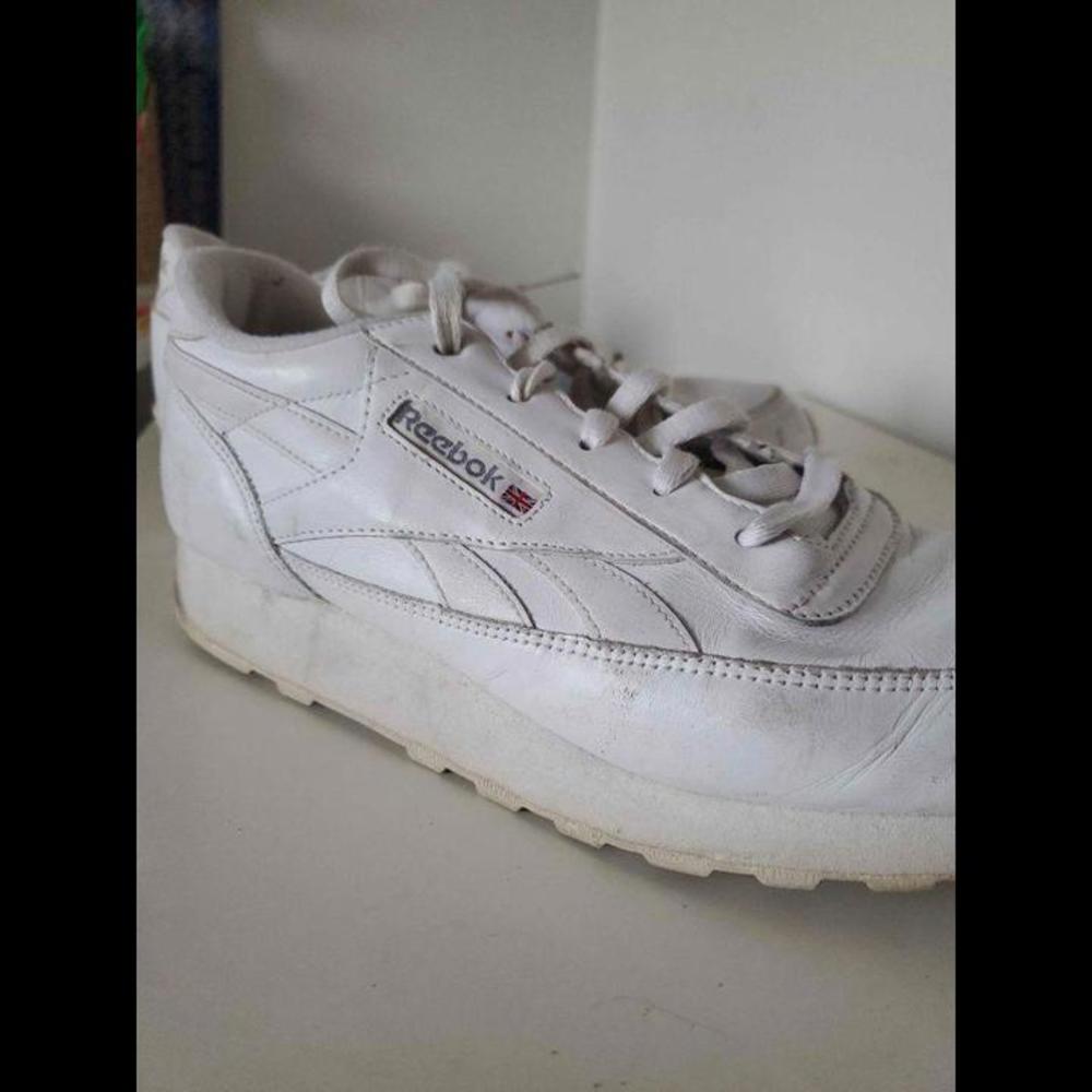 Women's Reebok Size 10
